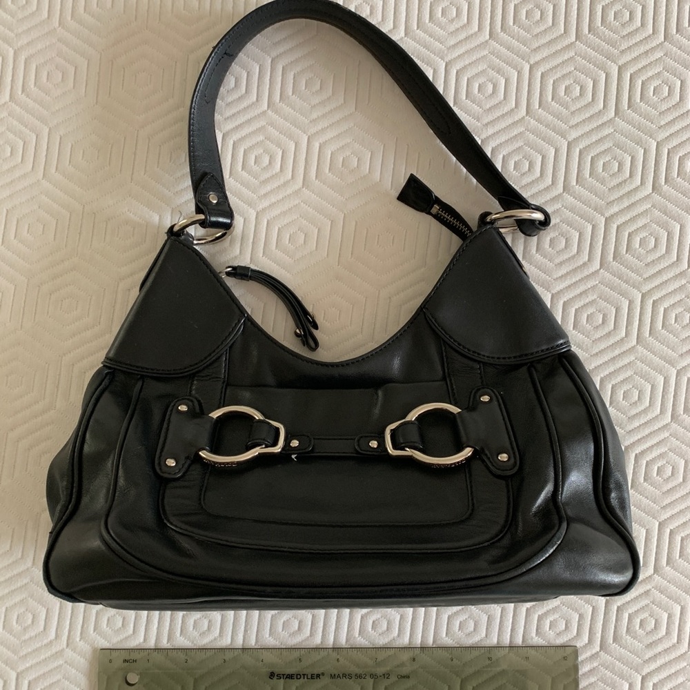 Cole Haan black leather shoulder bag - Picture 2 of 3